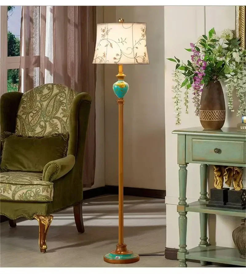 VIOLET American Retro Floor Lamp European Luxurious Bedroom Living Room Beside The Sofa Villa Hotel Decorative Standing Light